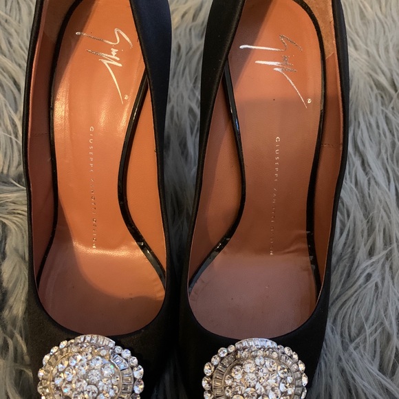 Giuseppe Zanotti black satin and crystal heels - Picture 4 of 6